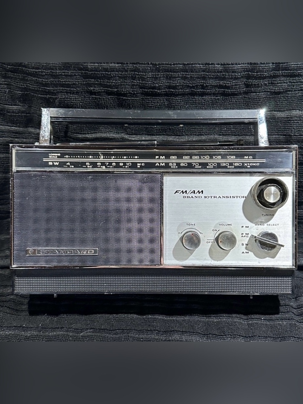 Vintage 1960s Standard Radio Coro. FM/AM 3Band 10 Transistor Radio